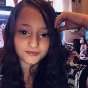 Meet your Posher, Maria lynn